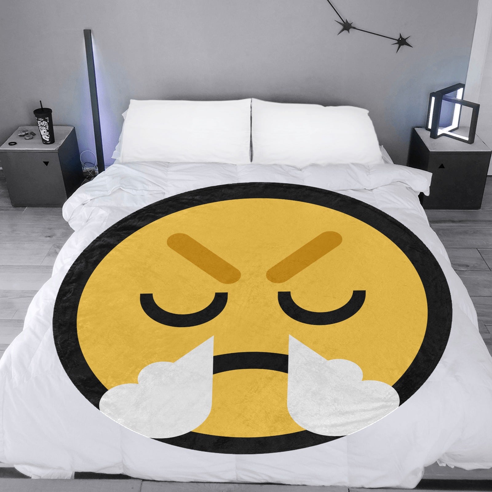 Emote Large Round Blanket