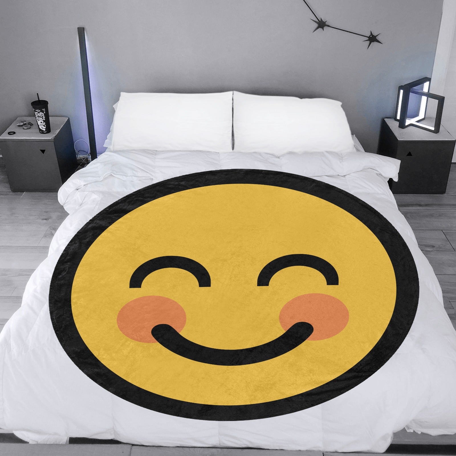 Emote Large Round Blanket