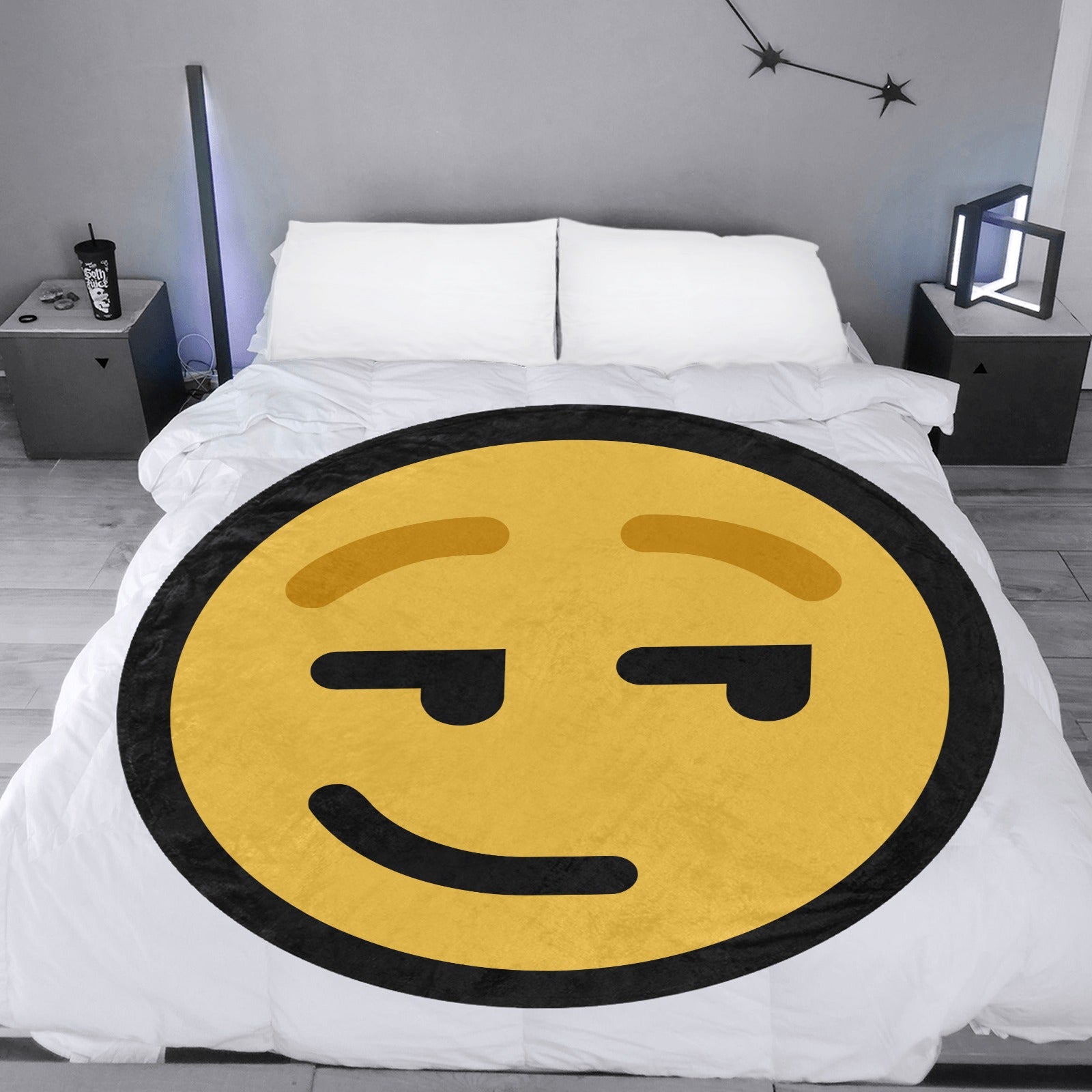 Emote Large Round Blanket
